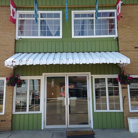 Silver Crest Lodge Grande Prairie Bagian luar foto