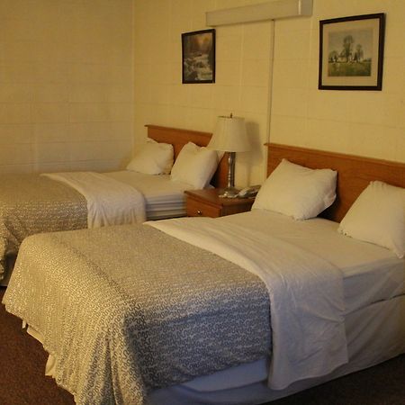 Silver Crest Lodge Grande Prairie Bagian luar foto