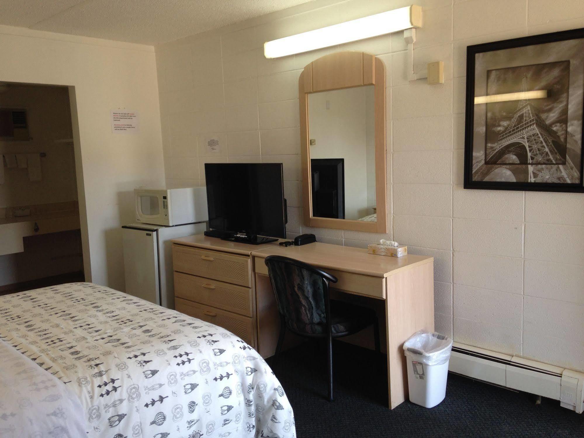 Silver Crest Lodge Grande Prairie Bagian luar foto