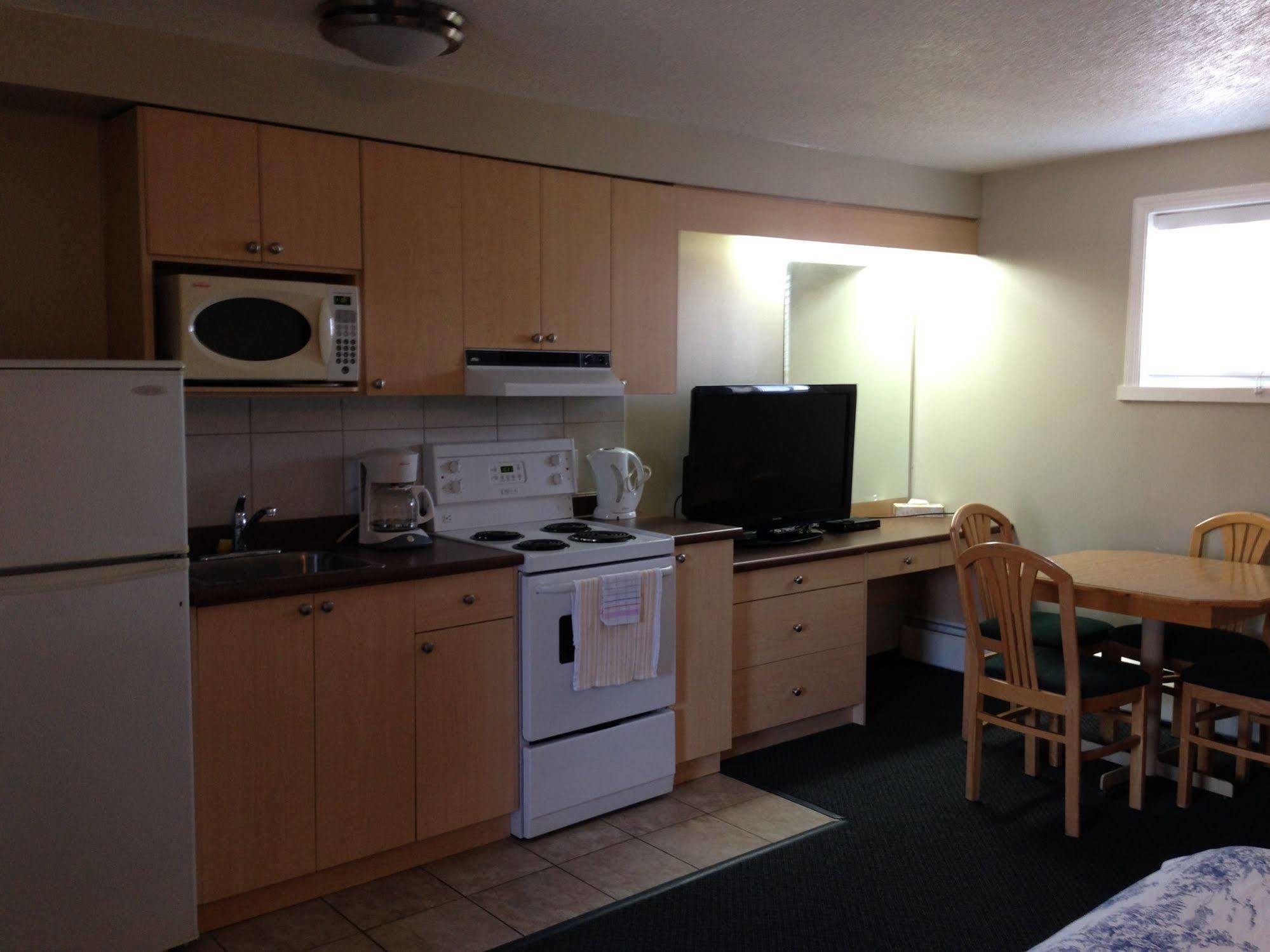 Silver Crest Lodge Grande Prairie Bagian luar foto