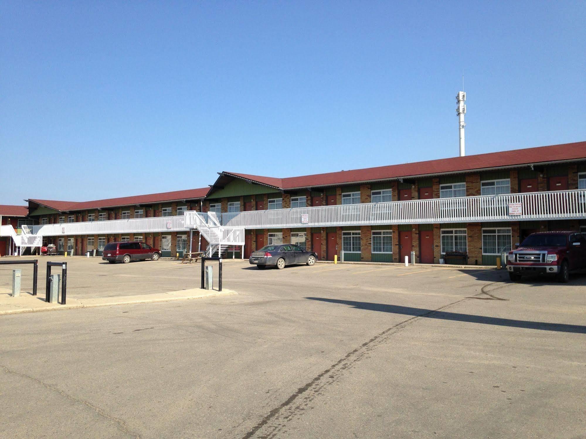 Silver Crest Lodge Grande Prairie Bagian luar foto