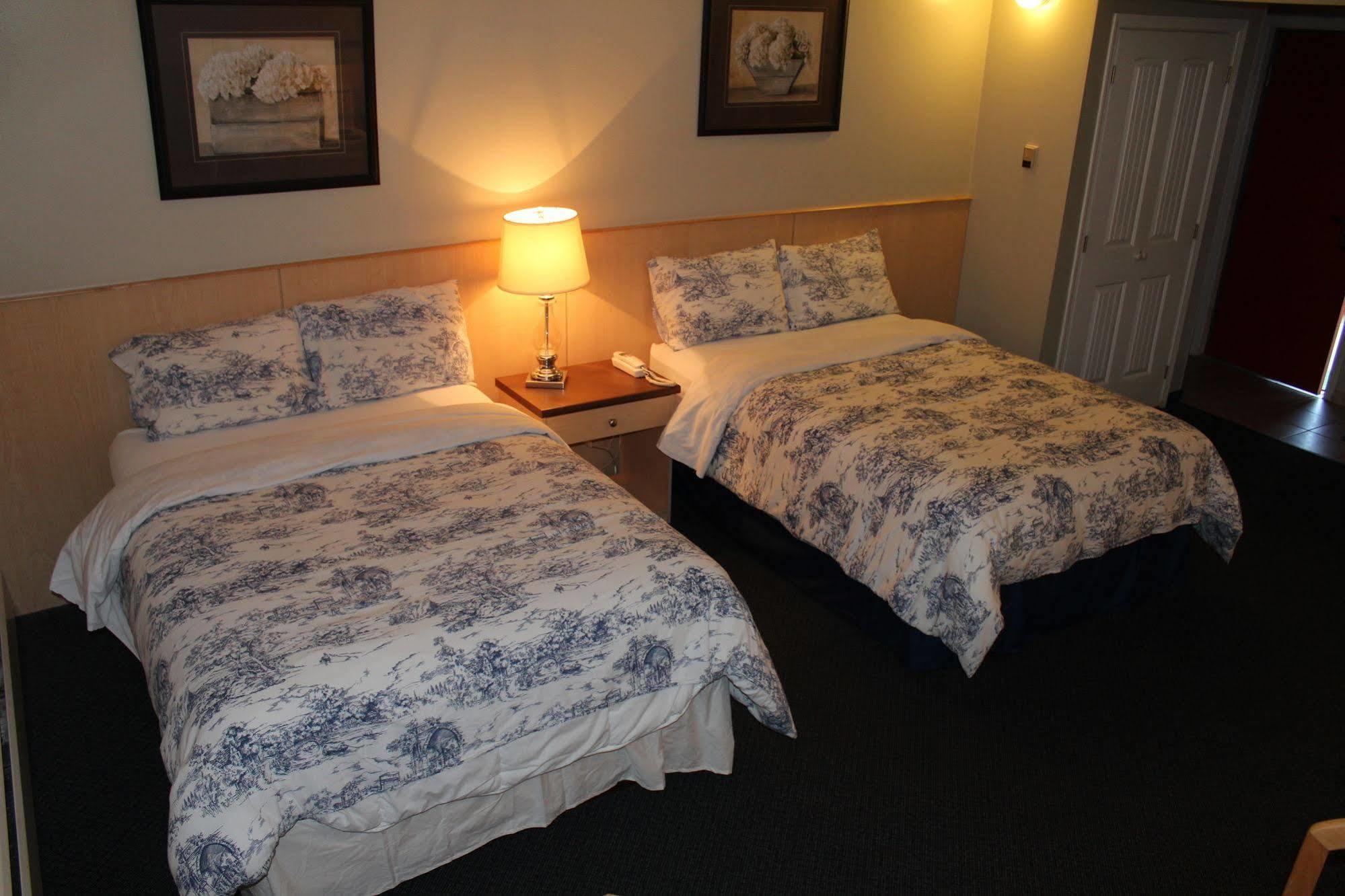 Silver Crest Lodge Grande Prairie Bagian luar foto